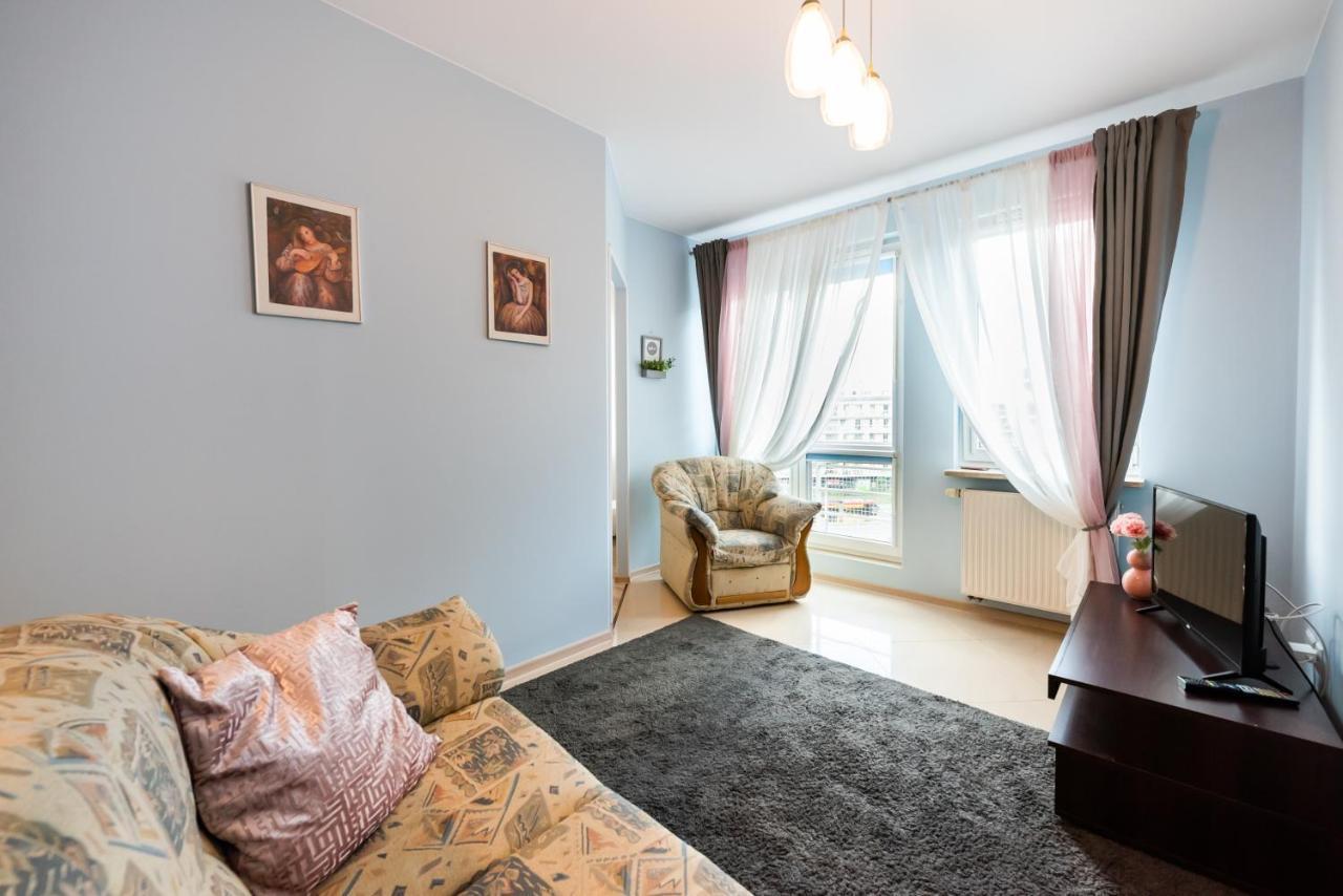 Wola Pleasure Place Apartment Varsavia Esterno foto