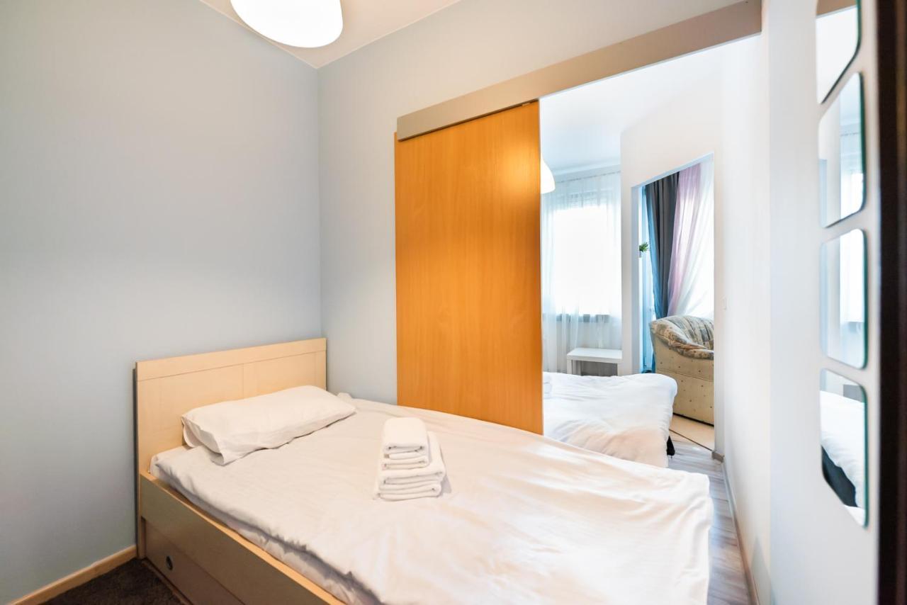 Wola Pleasure Place Apartment Varsavia Esterno foto