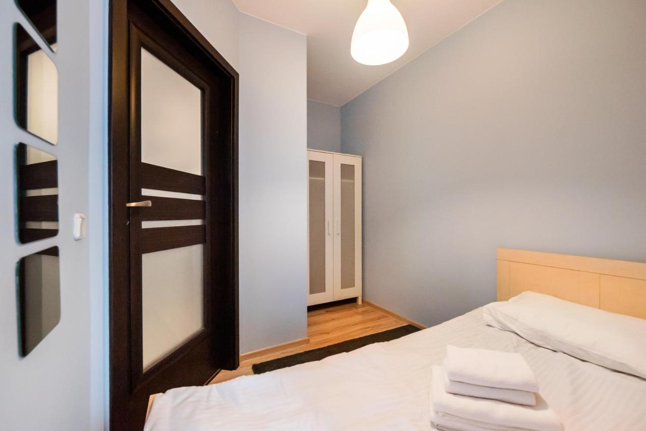 Wola Pleasure Place Apartment Varsavia Esterno foto